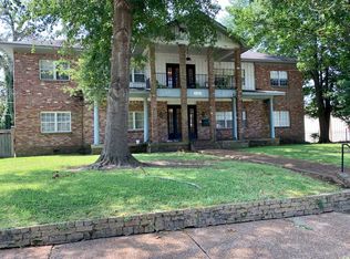 208 E Center St APT 1, Canton, MS 39046