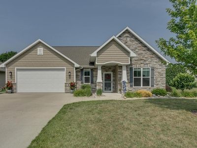 854 WHISPER FALLS LANE, Menasha, WI, 54952