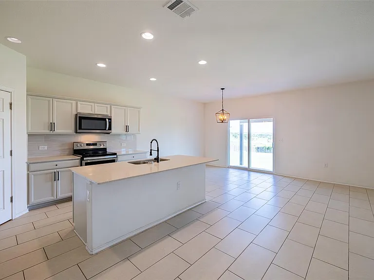 6300 Routenburn St — Photo 10