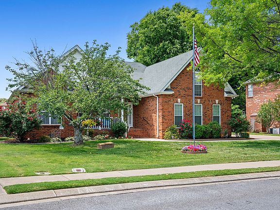 3rd image of 228 Comer Cir