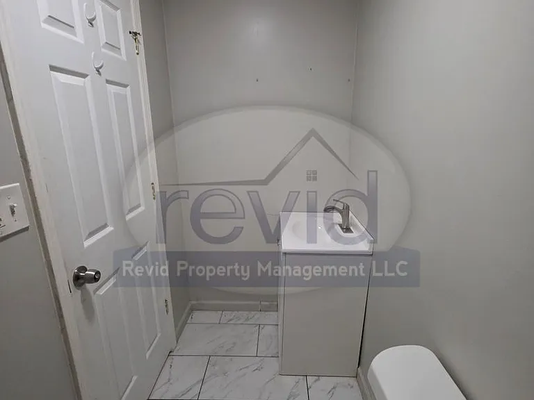 1303 E Trigg Ave #A — Photo 10