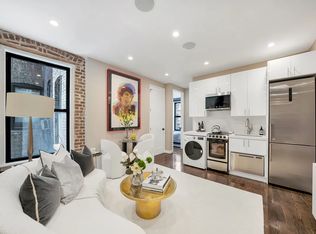 224 8th Ave APT 8, New York, NY 10011