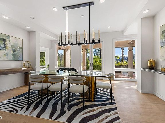 5th image of 1265 Chateau Rd