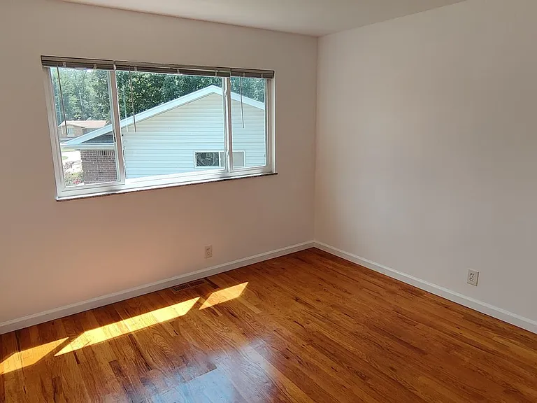 81 Forestvale Dr — Photo 20