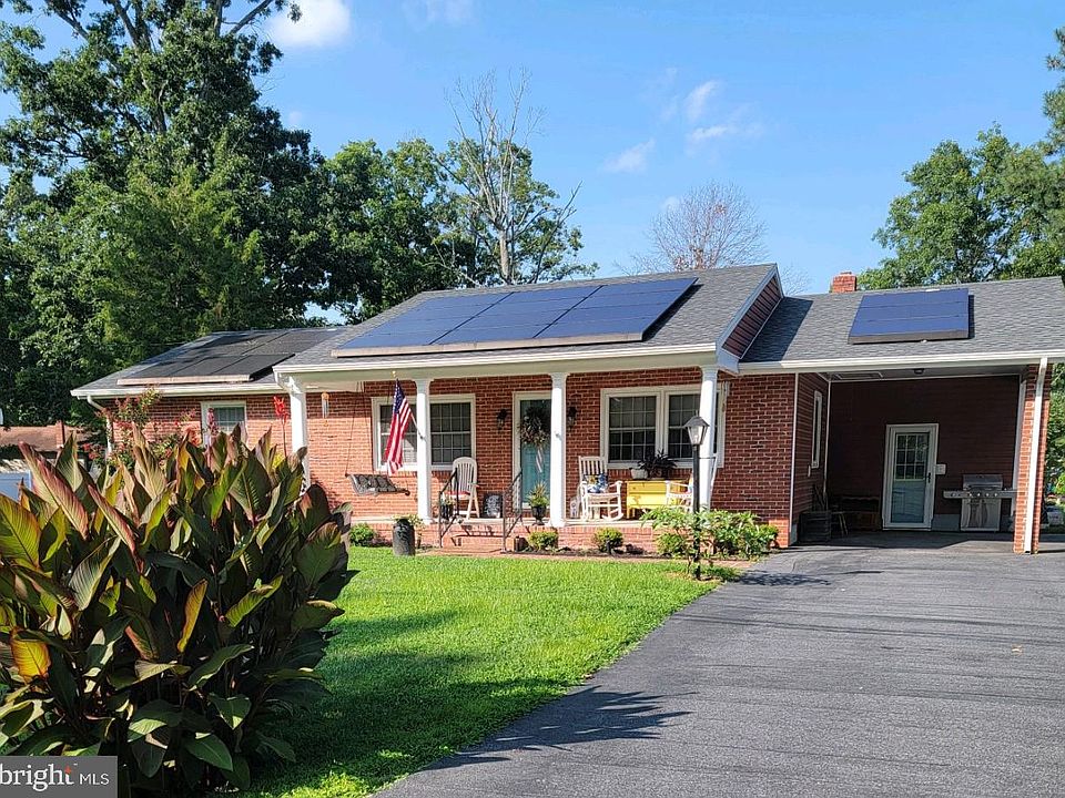 1st image of 9 Richardson Dr
