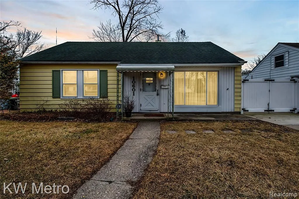 10601 Troy St photo 1