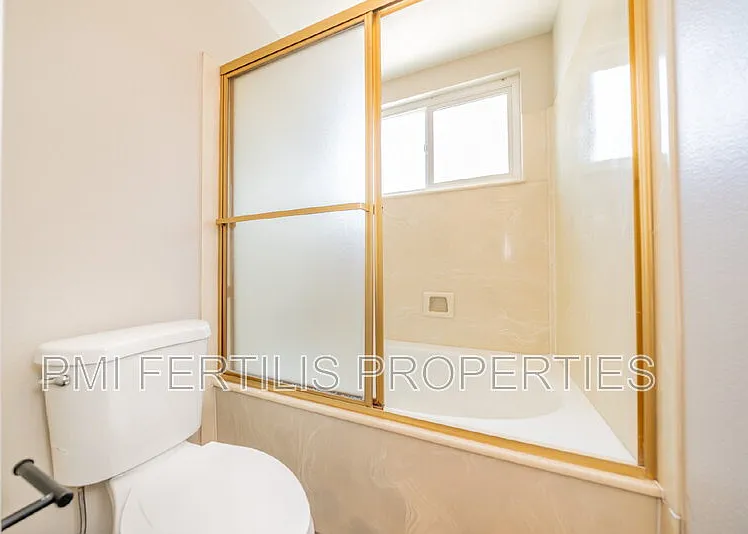 1229 Hibiscus St — Photo 31