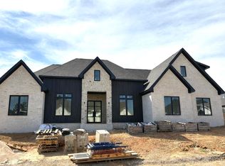 1515 Southwinds Dr, Conway, AR 72034