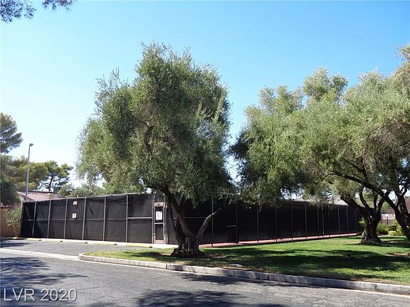 5th image of 4202 Flamingo Crest Dr Unit 4