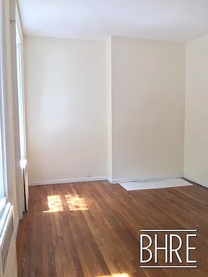 Rented by Brooklyn Heights Real Estate Inc | media 61