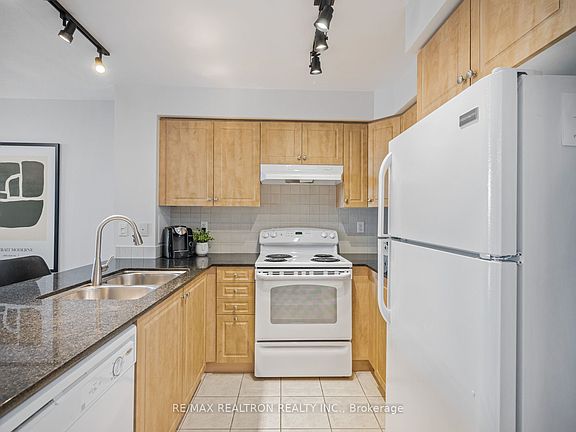 2nd image of 503 Beecroft Rd #318