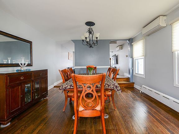 5th image of 3504 Avenue