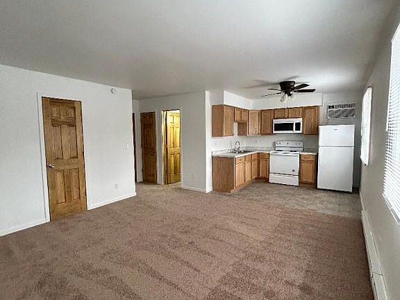 5th image of 266 S Paw Paw St APT B-5