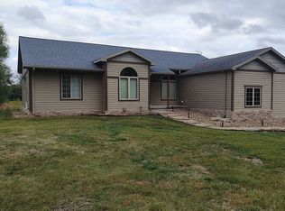 1298 Upland Ln, Van Meter, IA 50261