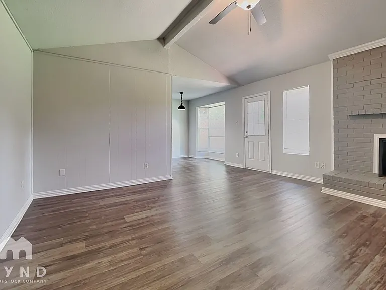 703 Marlow Pl — Photo 6