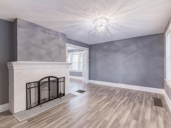 5th image of 2204 N Cleveland Ave
