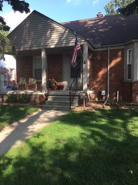 1st image of 1800 Oakshire Ave