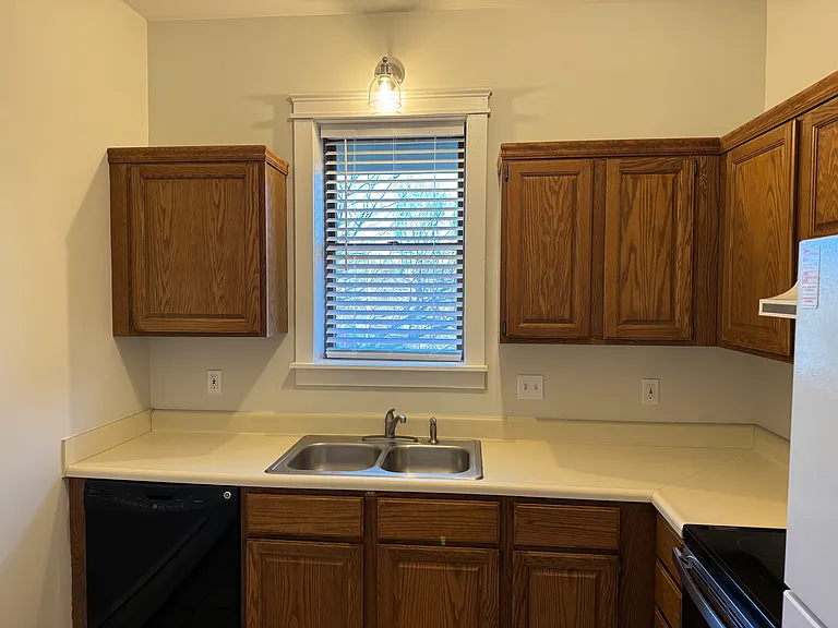 68 W 2nd St #68 — Photo 5