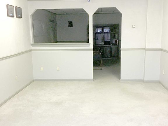 4th image of 15 Broom St