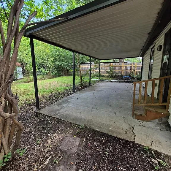 2329 Connor Ave — Photo 24