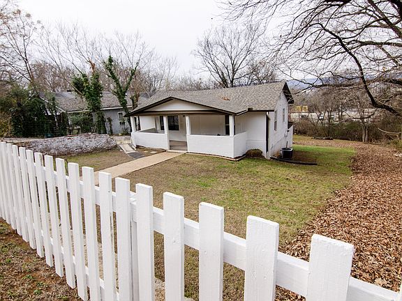 2nd image of 3553 Dodson Ave