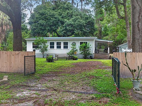 3rd image of 126 JANET Avenue