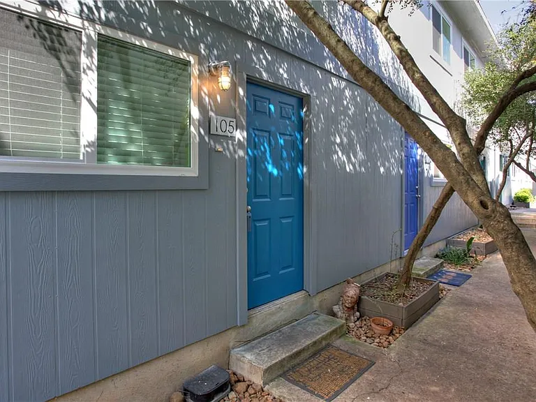 816 W North Loop Blvd #111 — Photo 13