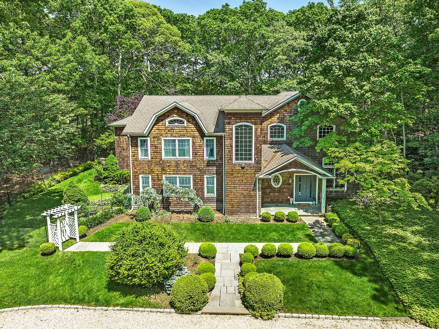 Tennis, Views! 6 Bedroom, 6 Bath, All Above Ground — Photo 3