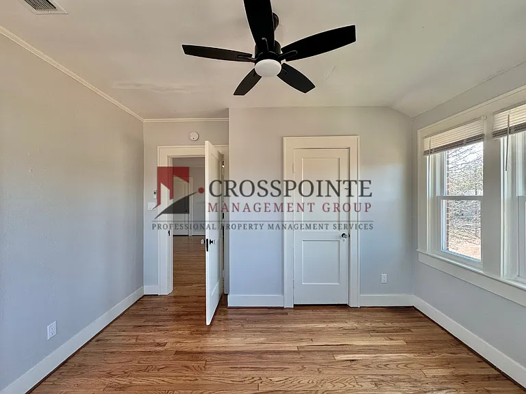526 S Bonner Ave — Photo 13