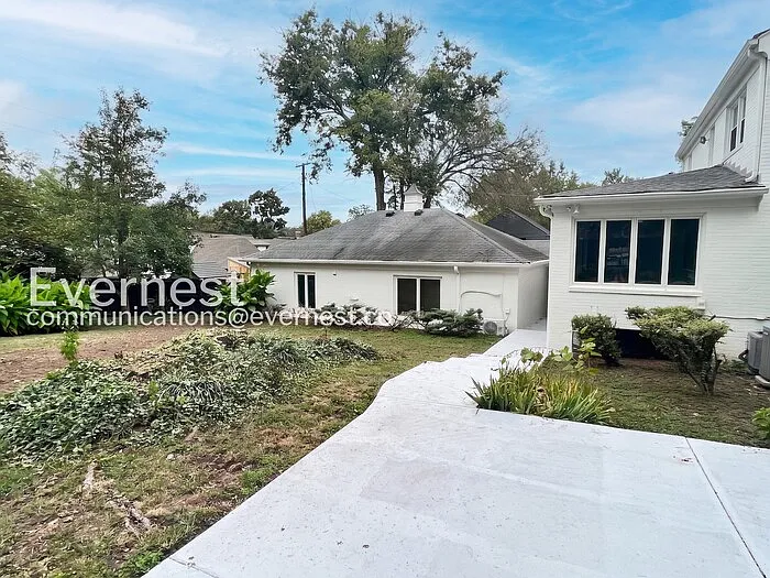 109 Mayfair Rd — Photo 25