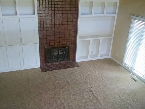 5th image of 121 Campbell Ct