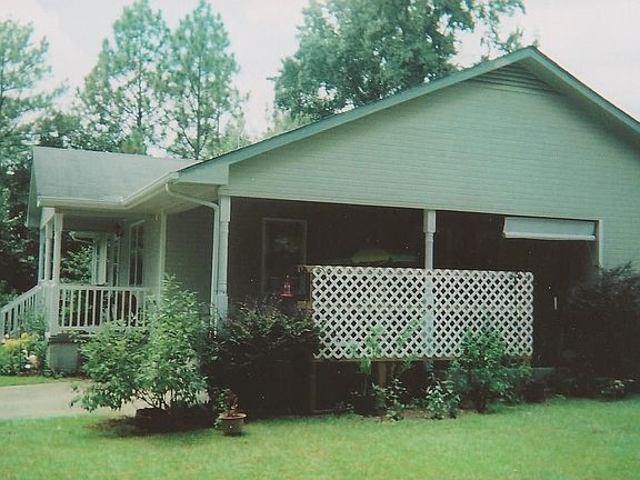 3rd image of 2041 N Colorado Ave