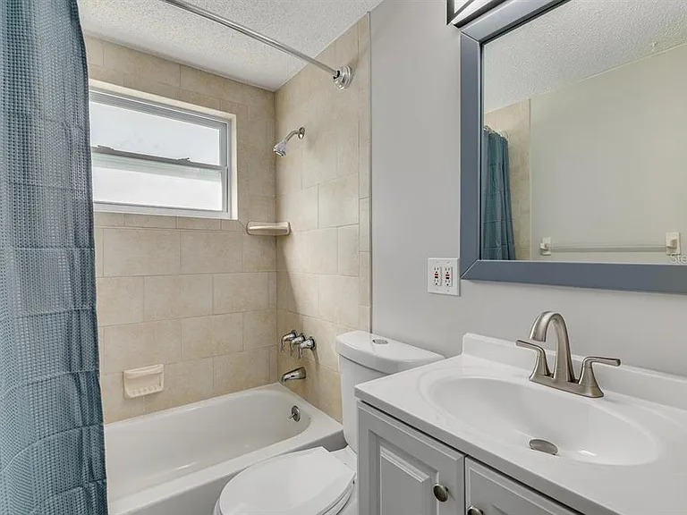 13496 W Rena Dr — Photo 8