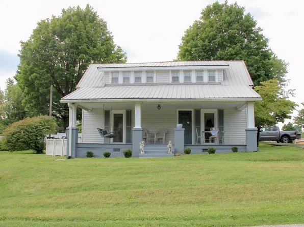 301 W Crawford Ave, Monterey, TN 38574