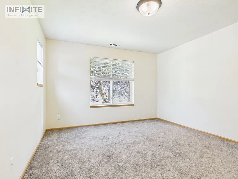 335 Michael Grove Ave #A — Photo 11