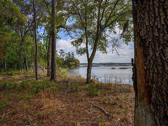 2nd image of 0 Simmons Bluff Rd