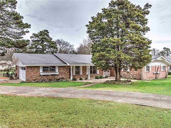 2nd image of 101 Aberina St