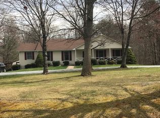 204 Little Bear Ln, Spout Spring, VA 24593