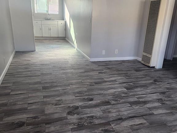 4th image of 6052 Fayette St #10