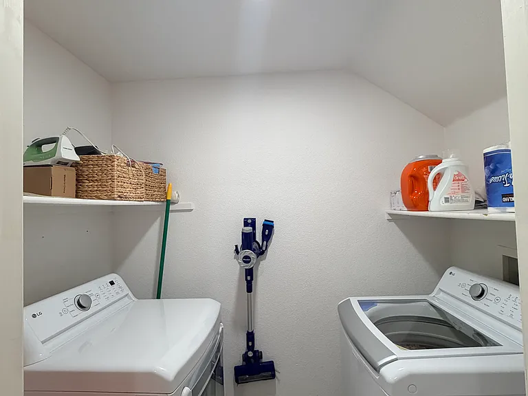 5255 Memphis St #1001 — Photo 15