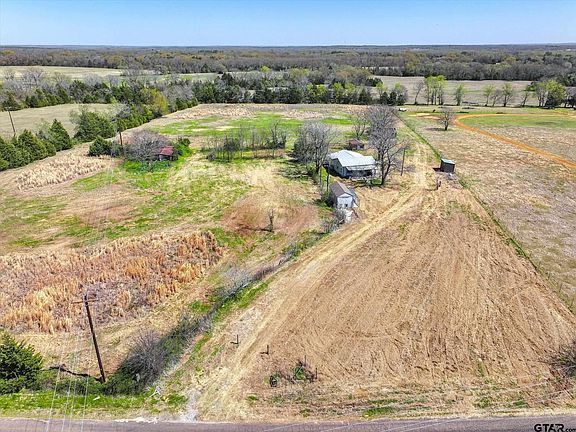 3rd image of County Road 1519