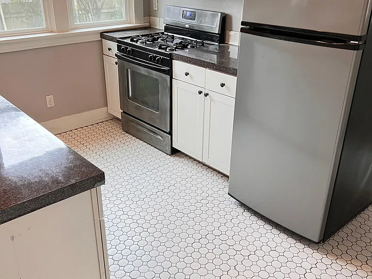 7454 N Haven Ave — Photo 5