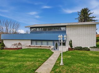 135 Jade Dr, Radford, VA 24141