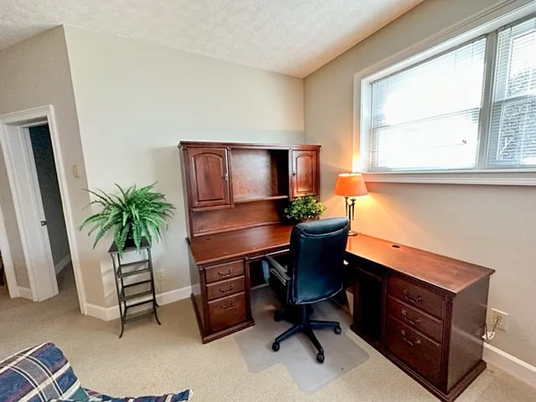 662 Waters Edge Cv — Photo 25