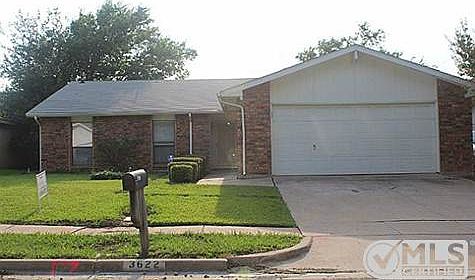 1st image of 3622 Chamberland Dr