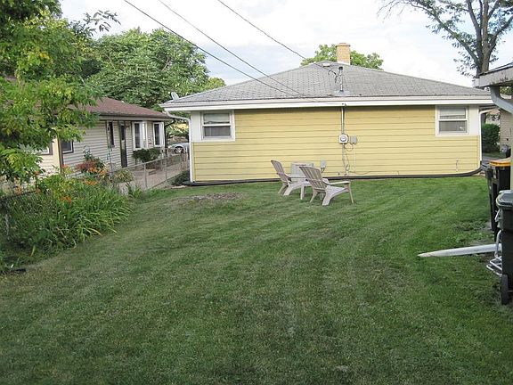 3rd image of 2325 N 115th St