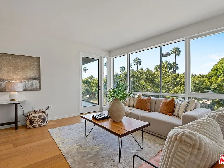 1705 Ocean Ave #206 — Photo 4