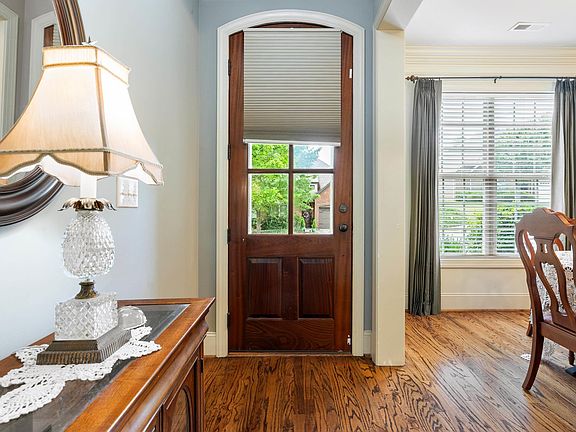 4th image of 790 Highland Manor Ct