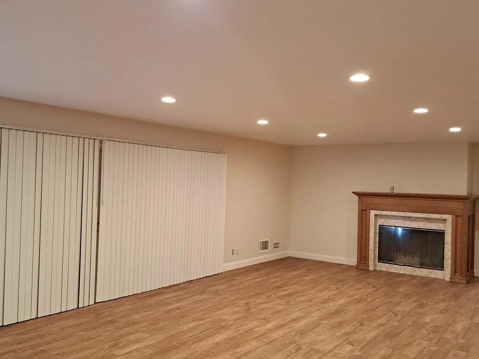9537 Jumilla Ave — Photo 3
