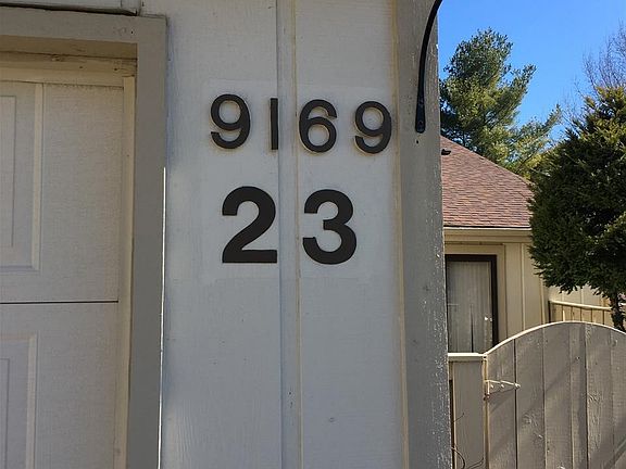 2nd image of 9169 S Greenridge Ln